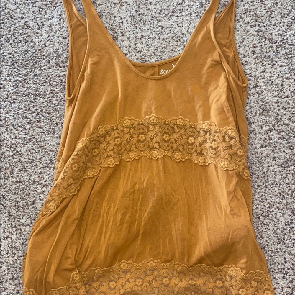 American Eagle yellow lace tank!
